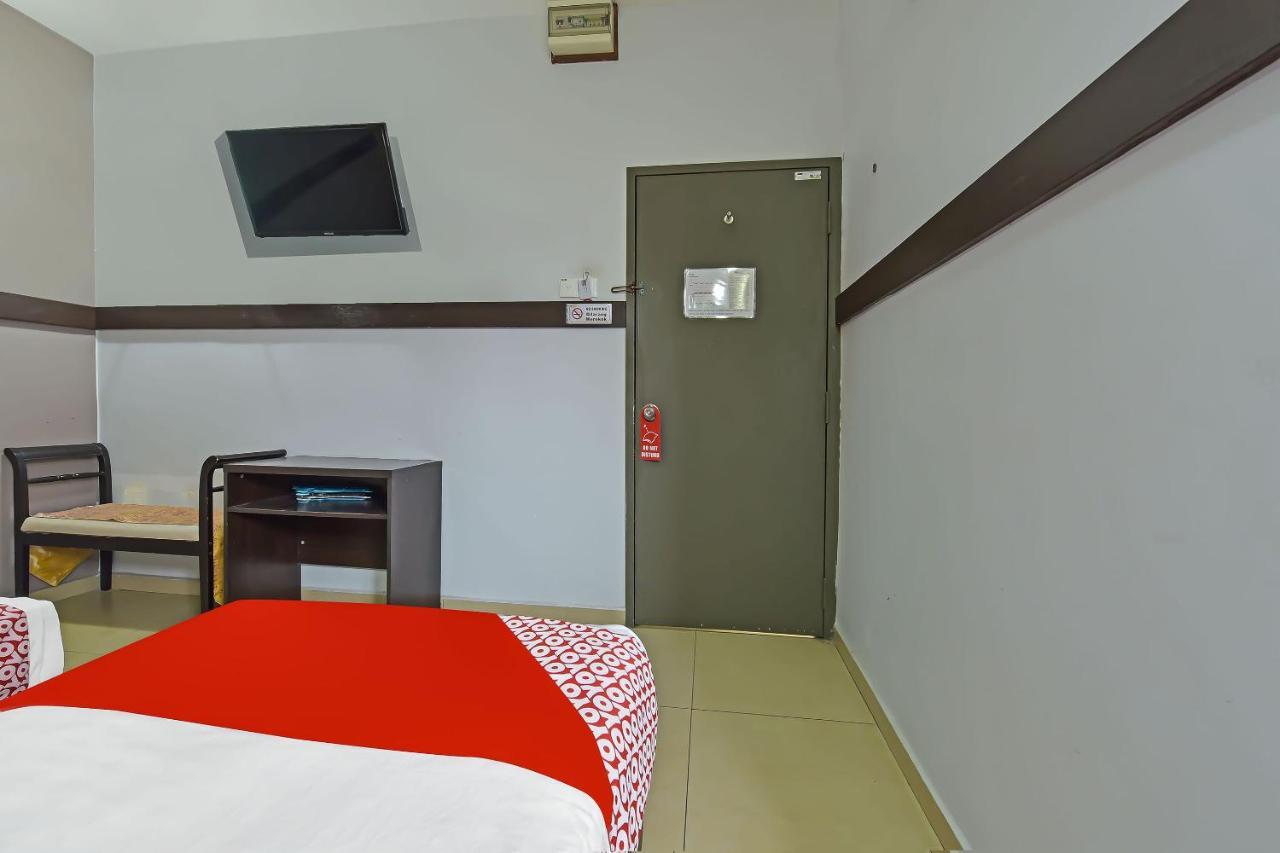 Capital O 90754 Gopeng Inn อิโปห์ ภายนอก รูปภาพ