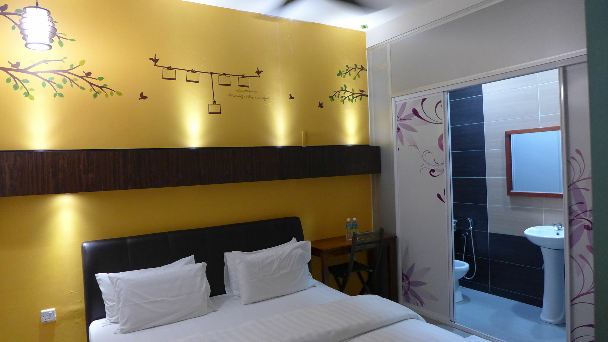 Capital O 90754 Gopeng Inn อิโปห์ ภายนอก รูปภาพ